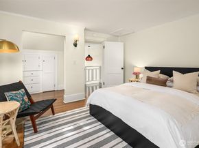 2407 11th Avenue E, Seattle WA 98102