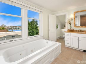 2407 11th Avenue E, Seattle WA 98102