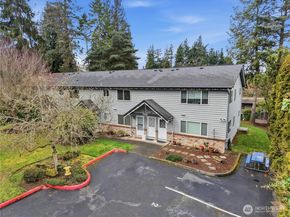 7909 218th Street SW 6, Edmonds WA 98026