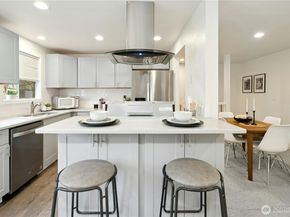 7909 218th Street SW 6, Edmonds WA 98026