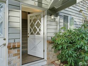7909 218th Street SW 6, Edmonds WA 98026