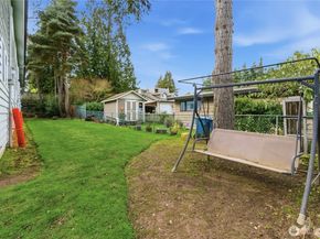 7909 218th Street SW 6, Edmonds WA 98026
