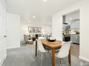 7909 218th Street SW 6, Edmonds WA 98026