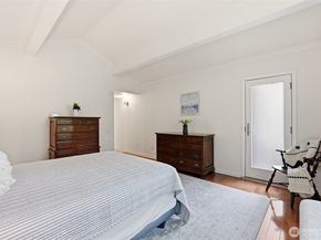 1542 NE 140th Street E6, Seattle WA 98125
