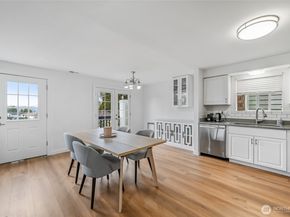 2942 S fontanelle Street C, Seattle WA 98108