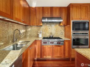 10700 NE 4th Street 2412, Bellevue WA 98004