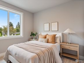 7825 NE 143rd Street, Kirkland WA 98034