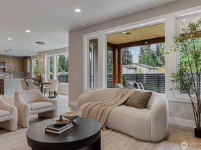 7825 NE 143rd Street, Kirkland WA 98034