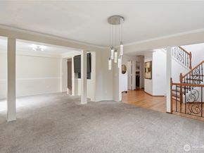 21049 103rd Ave SE, Kent WA 98031