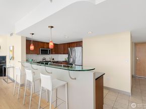 2929 1st Avenue 200, Seattle WA 98121