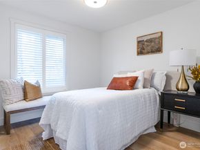 14048 108th Avenue NE, Kirkland WA 98034