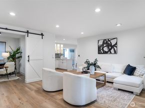 14048 108th Avenue NE, Kirkland WA 98034