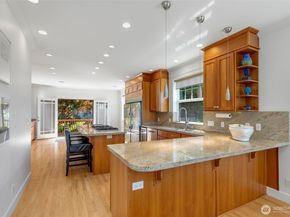 801 W Barrett Street, Seattle WA 98119