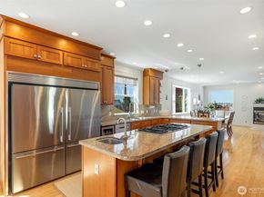 801 W Barrett Street, Seattle WA 98119