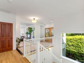 801 W Barrett Street, Seattle WA 98119
