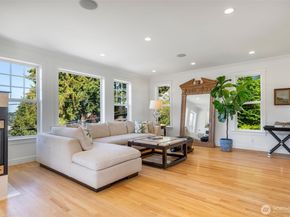 801 W Barrett Street, Seattle WA 98119