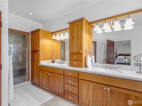 801 W Barrett Street, Seattle WA 98119