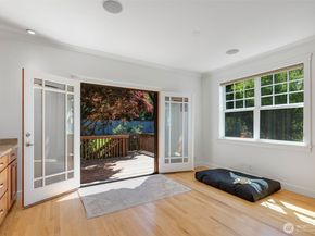 801 W Barrett Street, Seattle WA 98119
