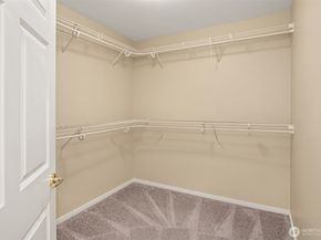 1805 134th Avenue SE 22, Bellevue WA 98005