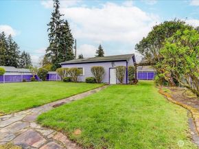 20426 Dayton Avenue N, Shoreline WA 98133
