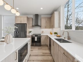 811 NW 63rd Street A, Seattle WA 98107