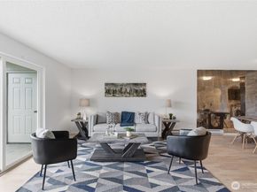13217 15th Avenue NE A8, Seattle WA 98125