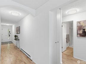 13217 15th Avenue NE A8, Seattle WA 98125