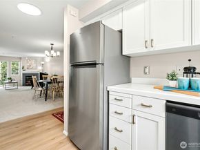 250 NW Dogwood Street C201, Issaquah WA 98027