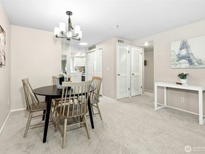 250 NW Dogwood Street C201, Issaquah WA 98027