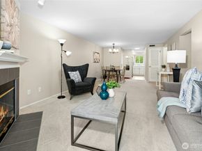 250 NW Dogwood Street C201, Issaquah WA 98027