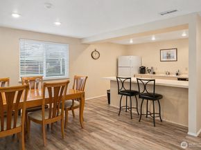 250 NW Dogwood Street C201, Issaquah WA 98027