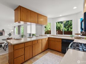 22311 6th Drive SE, Bothell WA 98021