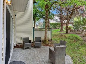 2170 NW Pacific Yew Place 2170, Issaquah WA 98027