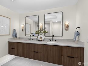 1620 171st Avenue NE, Bellevue WA 98008