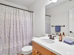 2166 NE Morgan Lane, Issaquah WA 98029