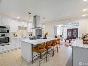 7021 20th Avenue NE, Seattle WA 98115