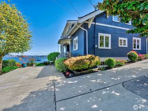 1712 Arch Avenue SW, Seattle WA 98116