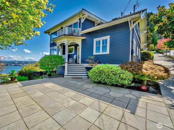 1712 Arch Avenue SW, Seattle WA 98116