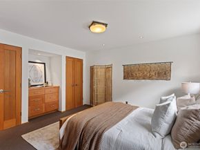 7125 Beach Drive SW, Seattle WA 98136