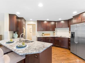 3122 235th Avenue SE, Sammamish WA 98075