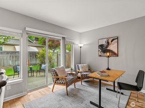 16150 NE 93rd Way 802, Redmond WA 98052