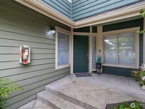 16150 NE 93rd Way 802, Redmond WA 98052