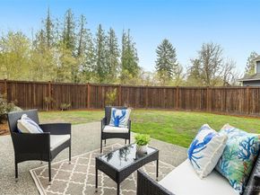 18921 10th Drive SE, Bothell WA 98012
