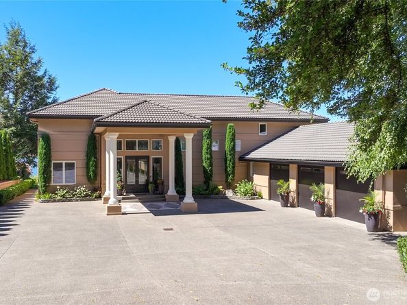 1303 Lakehurst Drive, Bremerton WA 98312