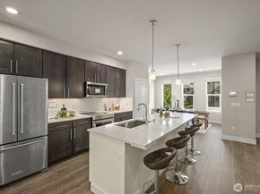 826 238th Place SE F, Bothell WA 98021