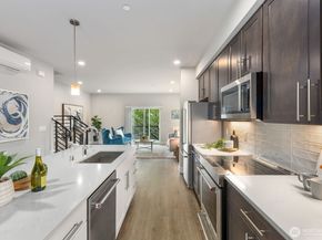 826 238th Place SE F, Bothell WA 98021