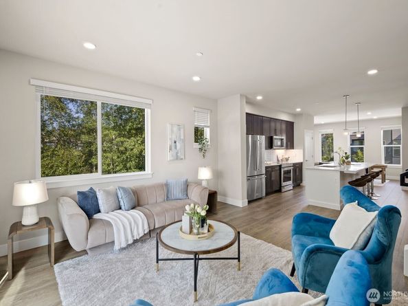 826 238th Place SE F, Bothell WA 98021