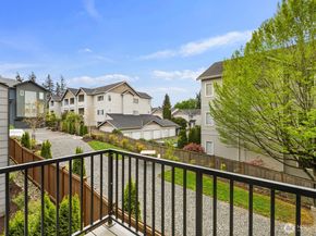 826 238th Place SE F, Bothell WA 98021