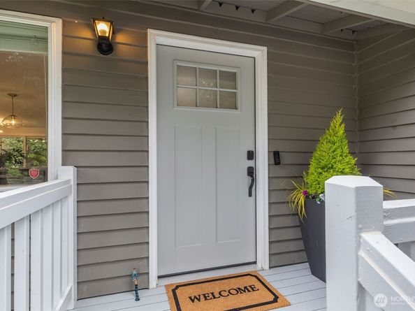 18408 129th Avenue NE, Bothell WA 98011