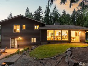 18408 129th Avenue NE, Bothell WA 98011